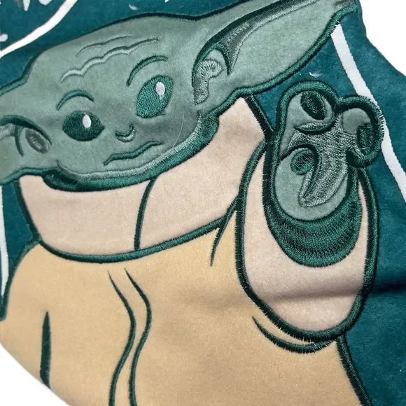Star Wars Mandalorian baby Yoda Stocking NWT Glittery - Picture 6 of 7